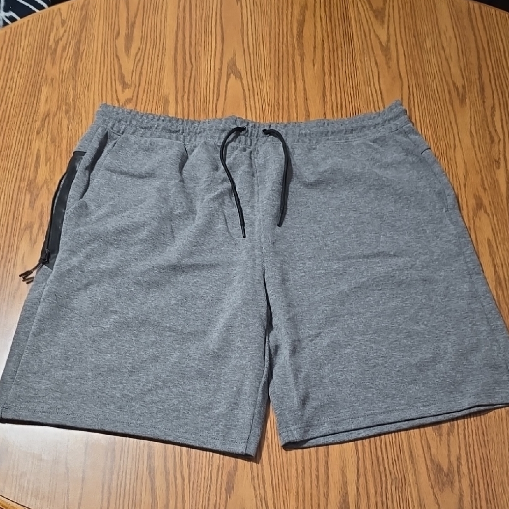 Men's Gray Active Shorts size XXL